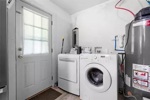 2605 Marion St, Aliquippa, PA 15001 - Photo 13
