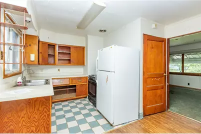 1821 Moore Ave, North Apollo, PA 15613 - Photo 11