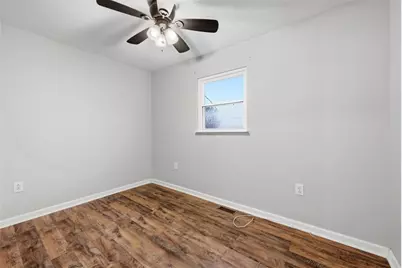 2114 Meadow Ln, Scott Township, PA 15220 - Photo 15