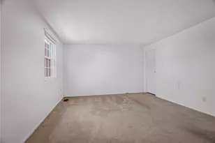 1913 Kirkby Dr, South Park, PA 15129 - Photo 17