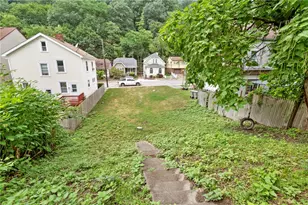 910 Smithton Ave, Pittsburgh, PA 15212 - Photo 37