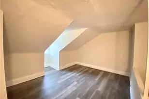 910 Smithton Ave, Pittsburgh, PA 15212 - Photo 9