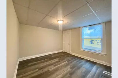 910 Smithton Ave, Pittsburgh, PA 15212 - Photo 17