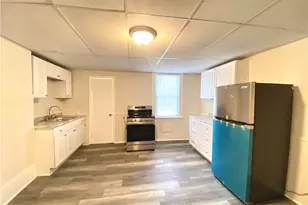 910 Smithton Ave, Pittsburgh, PA 15212 - Photo 7