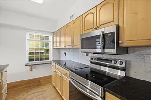5825 Fifth Ave, Pittsburgh, PA 15232 - Photo 13