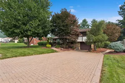 220 Vernon Ave, Washington Township, PA 15012 - Photo 3