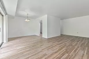 605 Calais Dr, Pittsburgh, PA 15237 - Photo 7