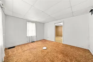 601 Highland Ave, Jeannette, PA 15644 - Photo 7