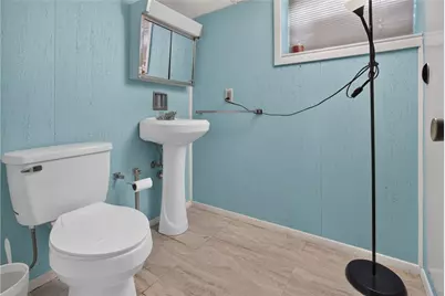 947 Kirsopp Ave, Pittsburgh, PA 15220 - Photo 29