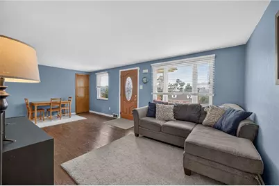 947 Kirsopp Ave, Banksville/Westwood, PA 15220 - Photo 13
