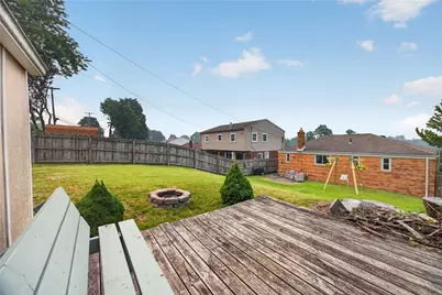 947 Kirsopp Ave, Pittsburgh, PA 15220 - Photo 35