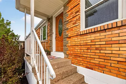 947 Kirsopp Ave, Pittsburgh, PA 15220 - Photo 5
