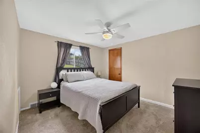 947 Kirsopp Ave, Pittsburgh, PA 15220 - Photo 13