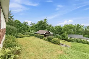 603 Highland Ave, Jeannette, PA 15644 - Photo 31