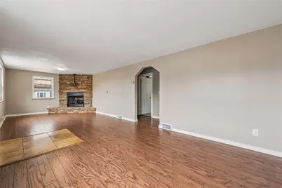 300 Pershing Dr, New Kensington, PA 15068 - Photo 9