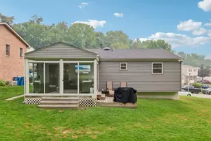 520 Invicta Dr, Pittsburgh, PA 15235 - Photo 39