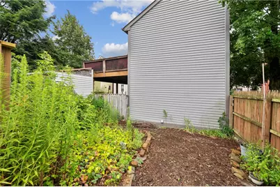 1801 Eberhardt St, Pittsburgh, PA 15212 - Photo 17