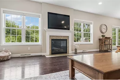 519 Shannon, Mount Pleasant Township, PA 15666 - Photo 9