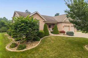 519 Shannon, Mount Pleasant Township, PA 15666 - Photo 3