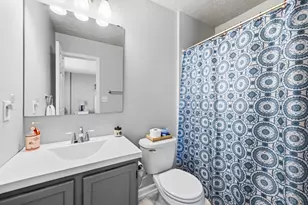 135 Cinque Terra Pl, Finleyville, PA 15332 - Photo 23