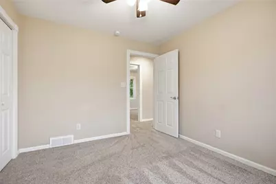815 Sunset Avenue, Grove City Boro, PA 16127 - Photo 17