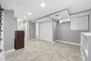 700 Lochinvar Dr, Pittsburgh, PA 15237 - Photo 17
