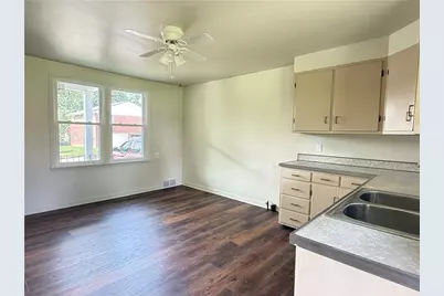 526 Bryan Ave, Baden, PA 15005 - Photo 7