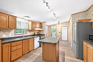 716 Hamilton Ave, Rostraver, PA 15012 - Photo 21