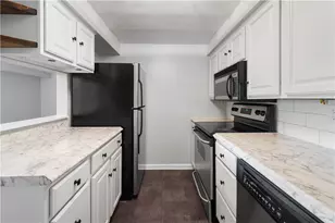2467 Brook Ledge Rd, South Fayette, PA 15017 - Photo 9