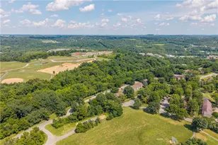 2467 Brook Ledge Rd, South Fayette, PA 15017 - Photo 25