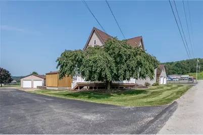 231 9th St, Conemaugh-Yough Townships, PA 15681 - Photo 3