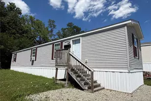 18 Cheryl Ln, West Mifflin, PA 15236 - Photo 1