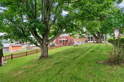 33 Perry St, Pittsburgh, PA 15209 - Photo 23