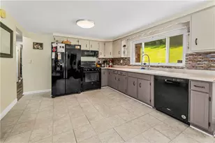 855 Davis School Rd, South Strabane, PA 15301 - Photo 9