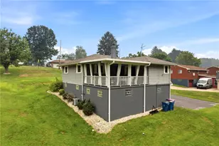 308 Maple Rd, Pittsburgh, PA 15239 - Photo 39