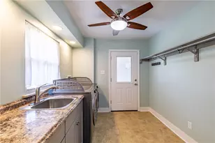 11 W Market St, Burgettstown Boro, PA 15021 - Photo 19