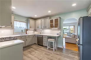 11 W Market St, Burgettstown Boro, PA 15021 - Photo 7