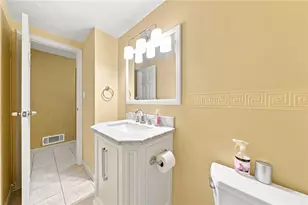 1737 Grovecrest Dr, Pittsburgh, PA 15239 - Photo 31
