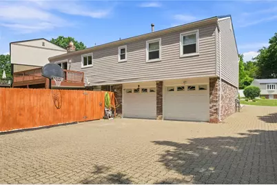 1737 Grove Crest Drive, Pittsburgh, PA 15239 - Photo 33
