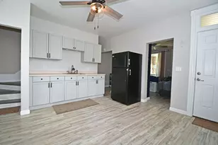 715 Burbridge St, Port Vue, PA 15133 - Photo 9