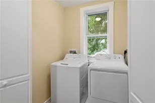 425 W Elizabeth, Pittsburgh, PA 15207 - Photo 23