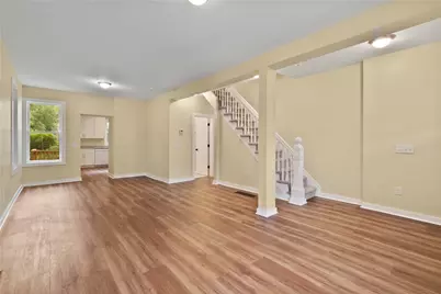 425 W Elizabeth, Pittsburgh, PA 15207 - Photo 7