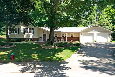 433 Shady Drive, Grove City Boro, PA 16127 - Photo 1