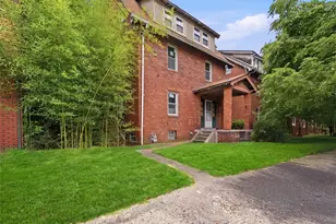 375 Ohio Ave, Clairton, PA 15025 - Photo 3