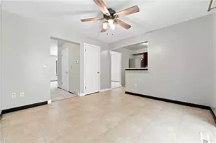239 Thornberry Dr, Ross Twp, PA 15237 - Photo 11