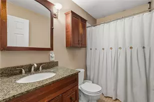 25 Dover Dr, Cranberry Township, PA 16066 - Photo 13