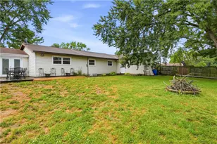 25 Dover Dr, Cranberry Township, PA 16066 - Photo 25