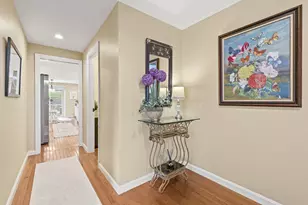 1554 Pineview Dr, Pittsburgh, PA 15241 - Photo 5