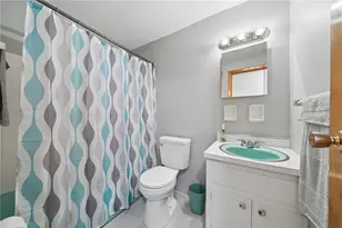 349 Crescent Gardens Dr, Pittsburgh, PA 15235 - Photo 19