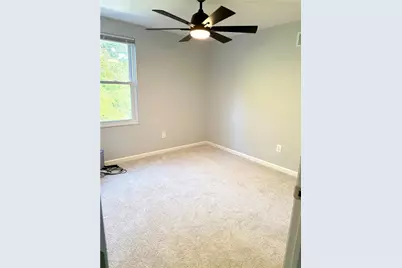 1913 Riggs Rd, South Park, PA 15129 - Photo 17